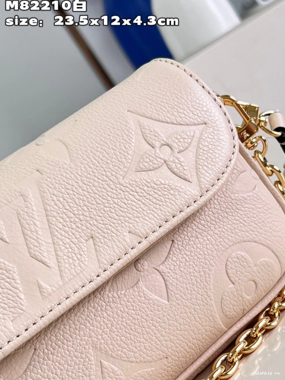 WIS on Wallet Ivy LOUIS Chain VUITTON 1119